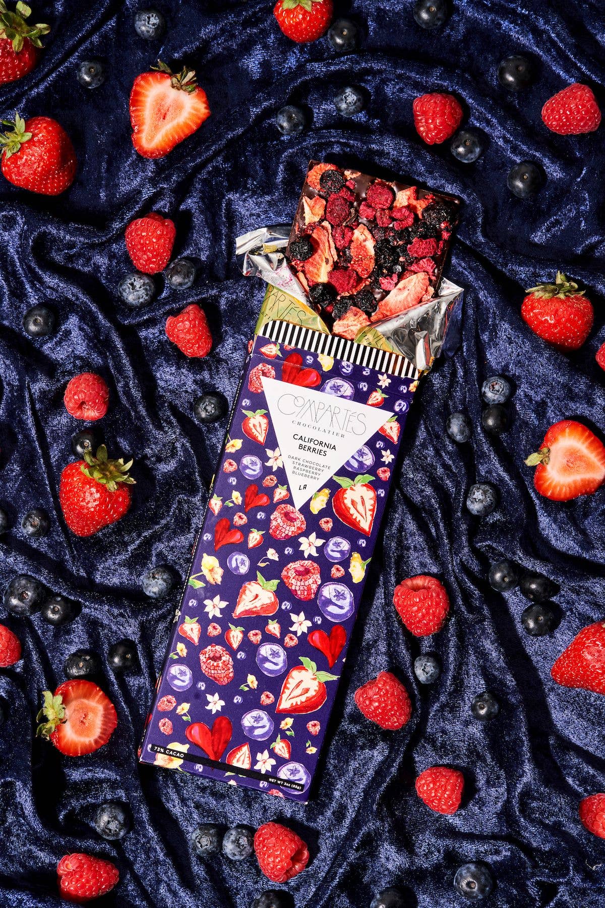 Compartés California Berries Dark Chocolate Bar