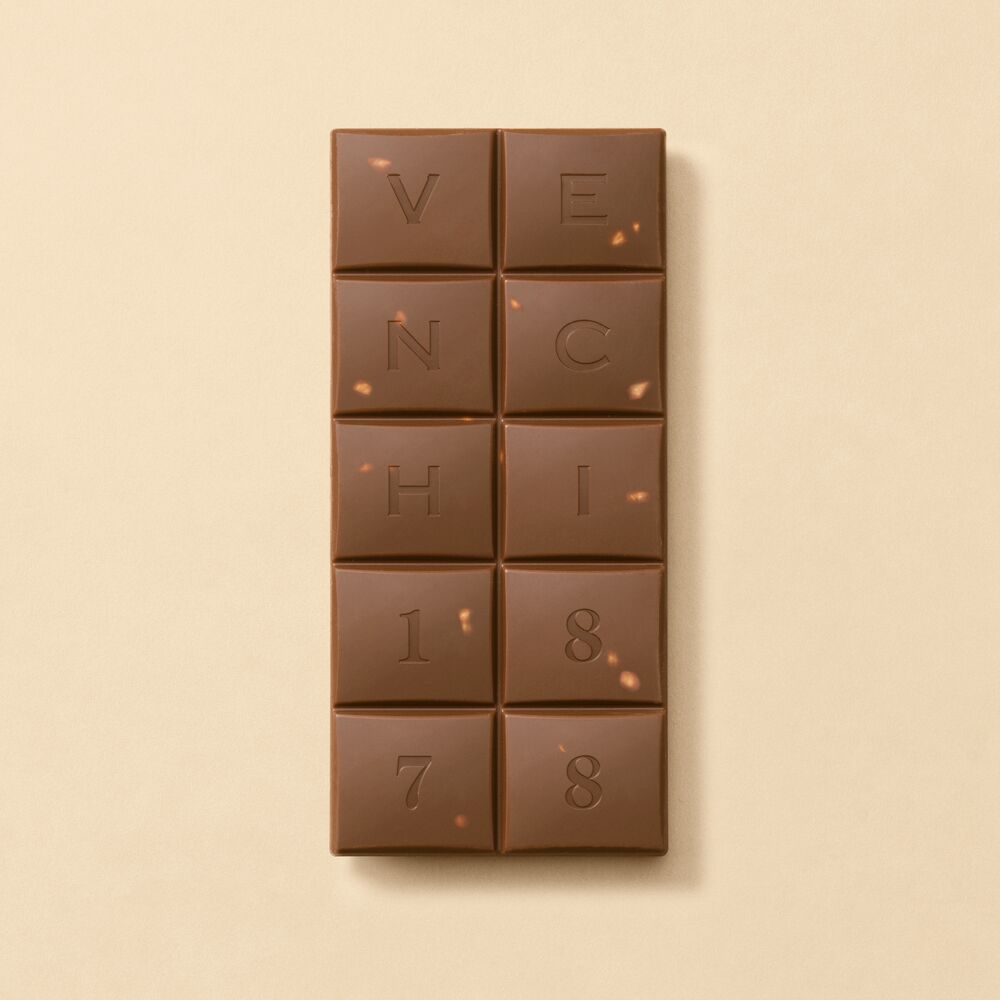 Venchi Milk Gianduia Chocolate Bar with Piedmont Hazelnuts alternate product view 3
