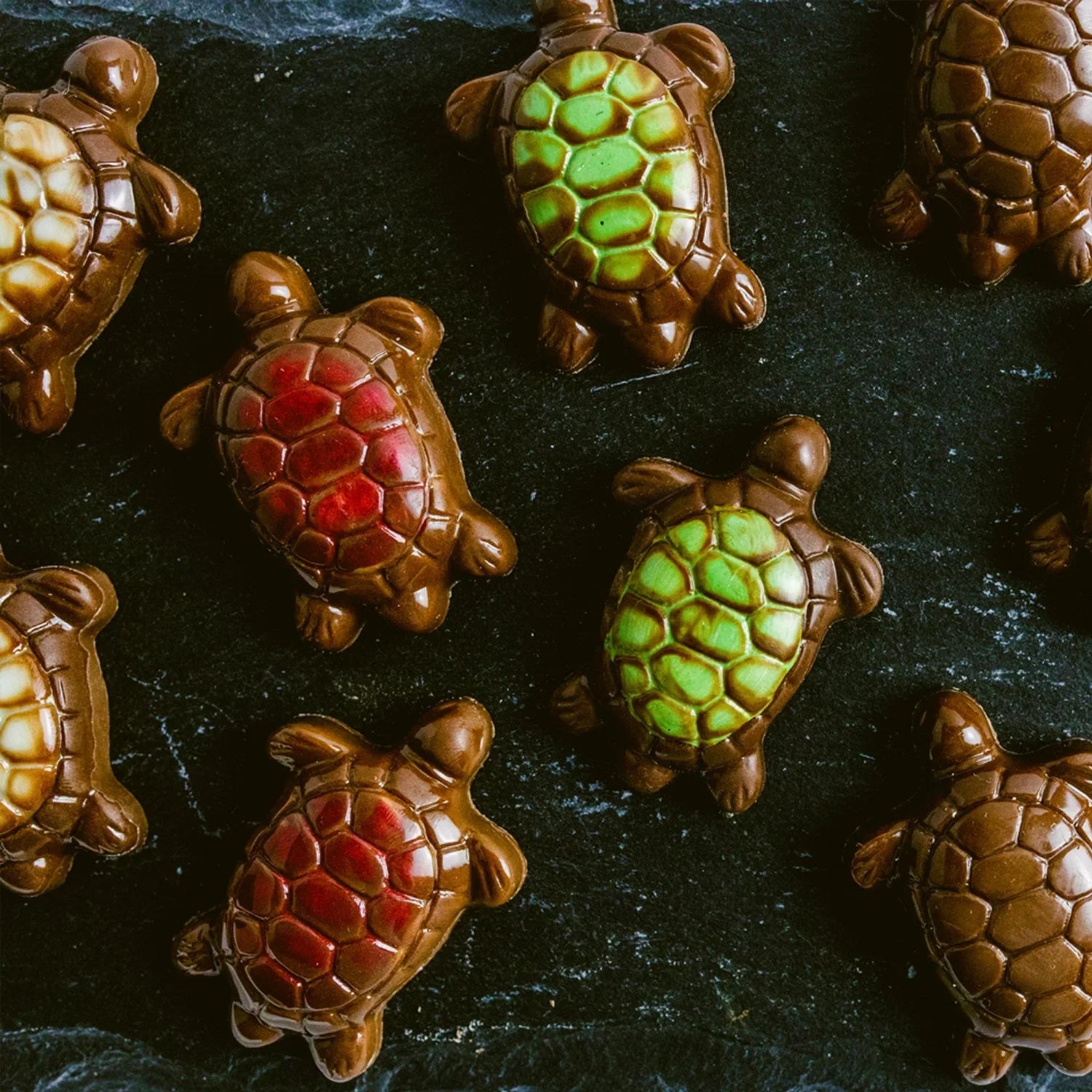 Hand-painted Ghyslain Coral Mosaique milk chocolates