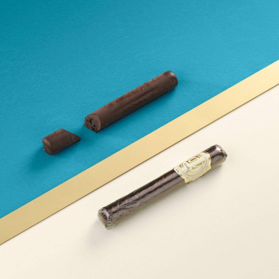 Venchi dark hazelnut chocolate cigar presentation