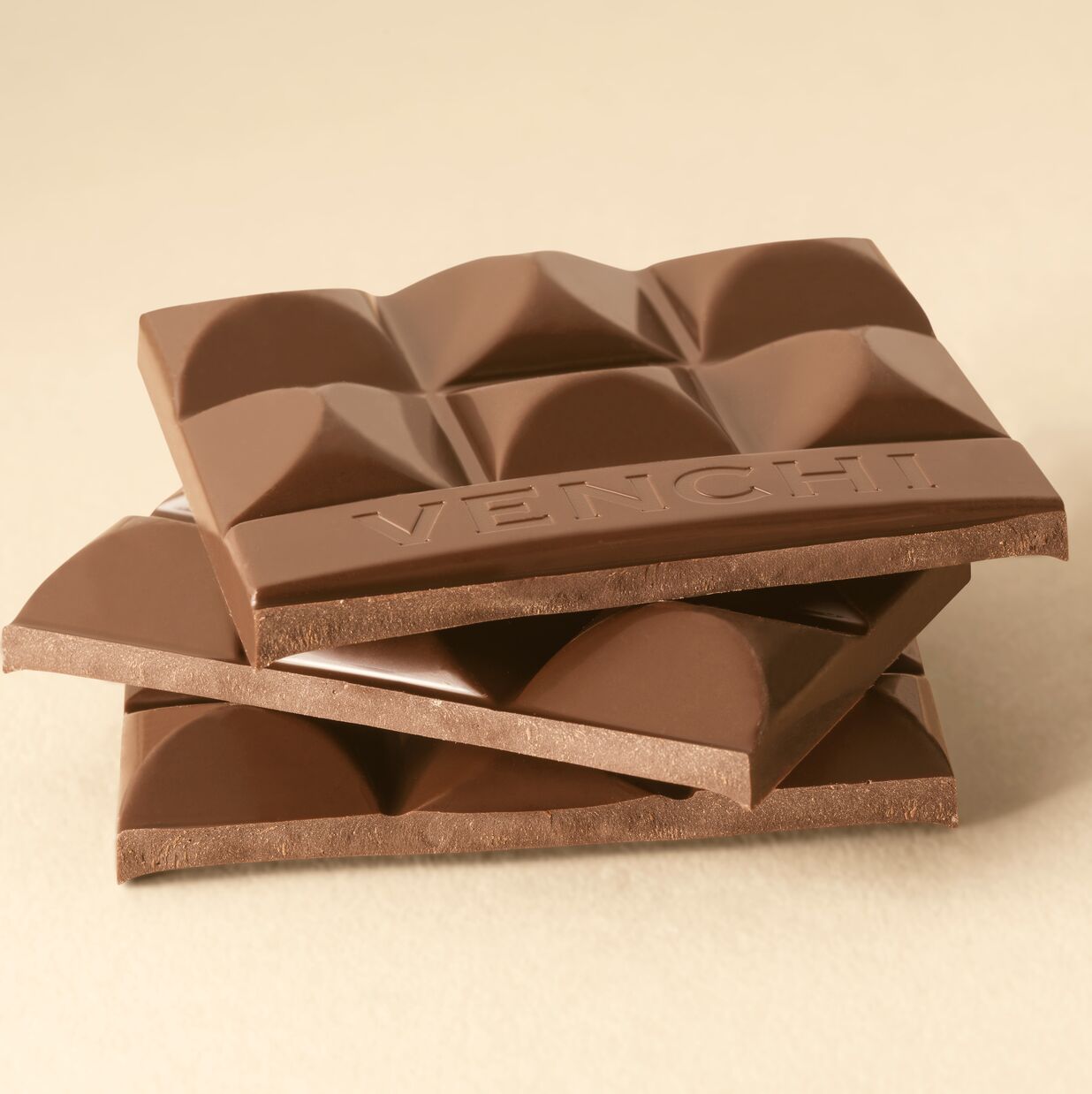 Venchi Milk Chocolate Bar alternate product view 1