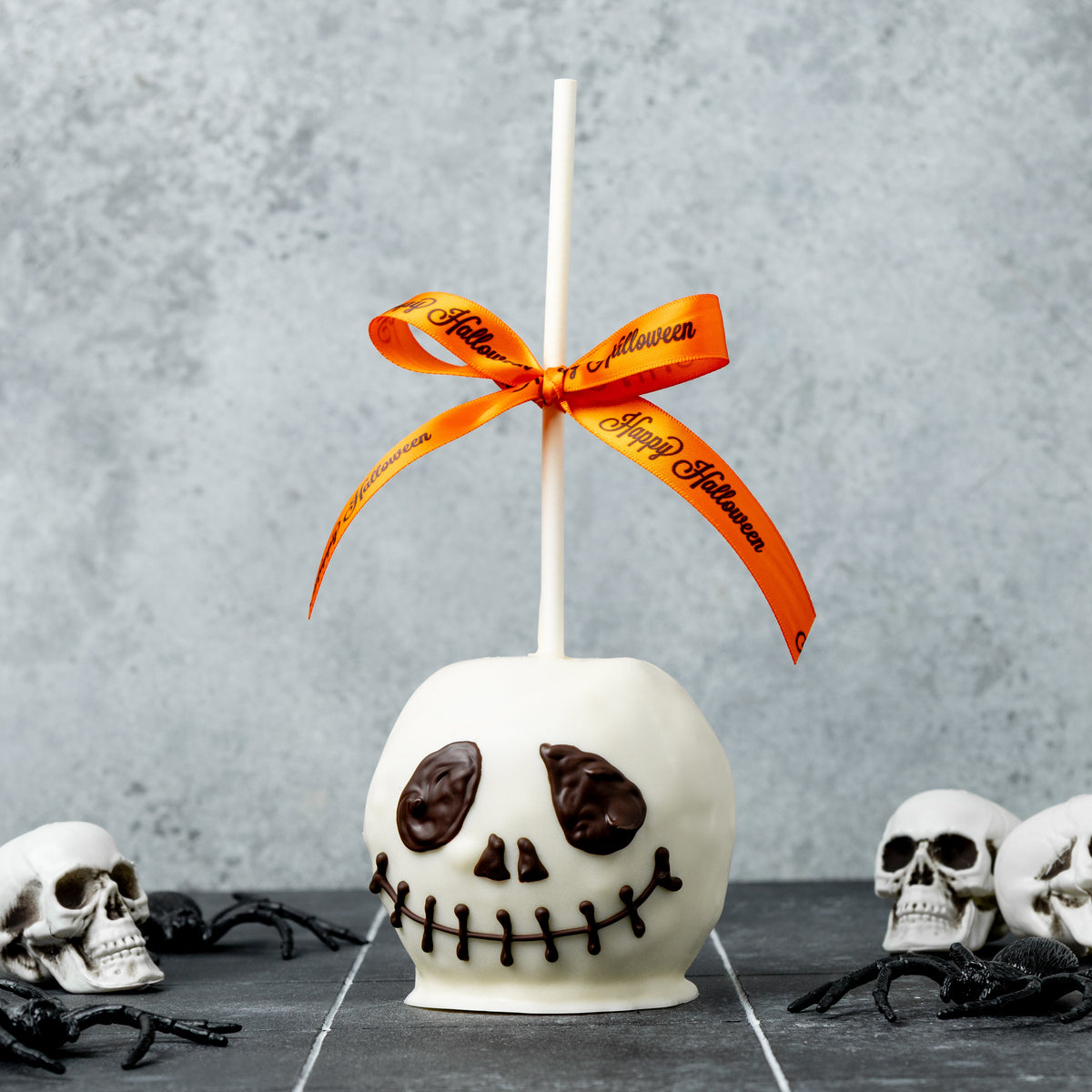 Enjou Jack Skellington chocolate caramel apple